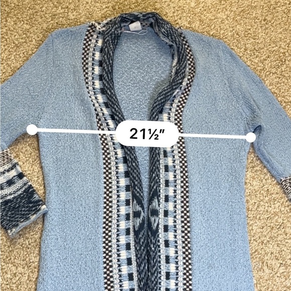 Tribal design loose knit open front cardigan. - Picture 4 of 5